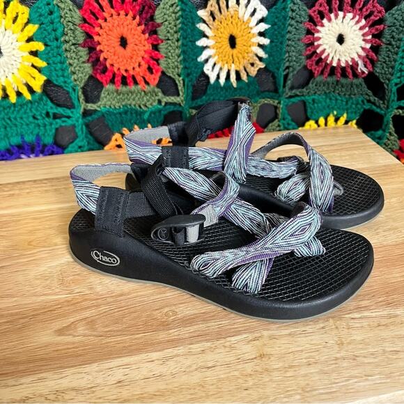 Chacos Purple‎ And Blue Sandals Size 6 - Picture 1 of 11